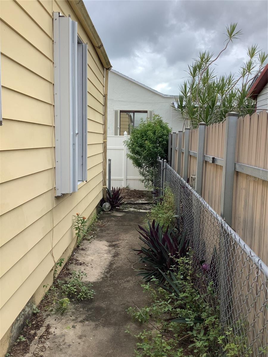 1906 SW 17TH CT, MIAMI, FL, 33145