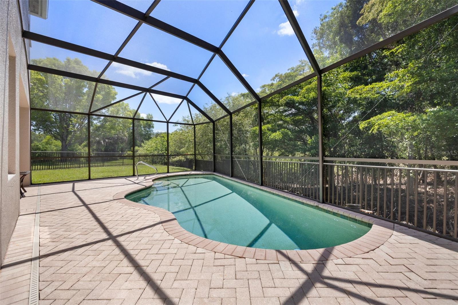 10261 S SILVER PALM DR, ESTERO, FL, 33928