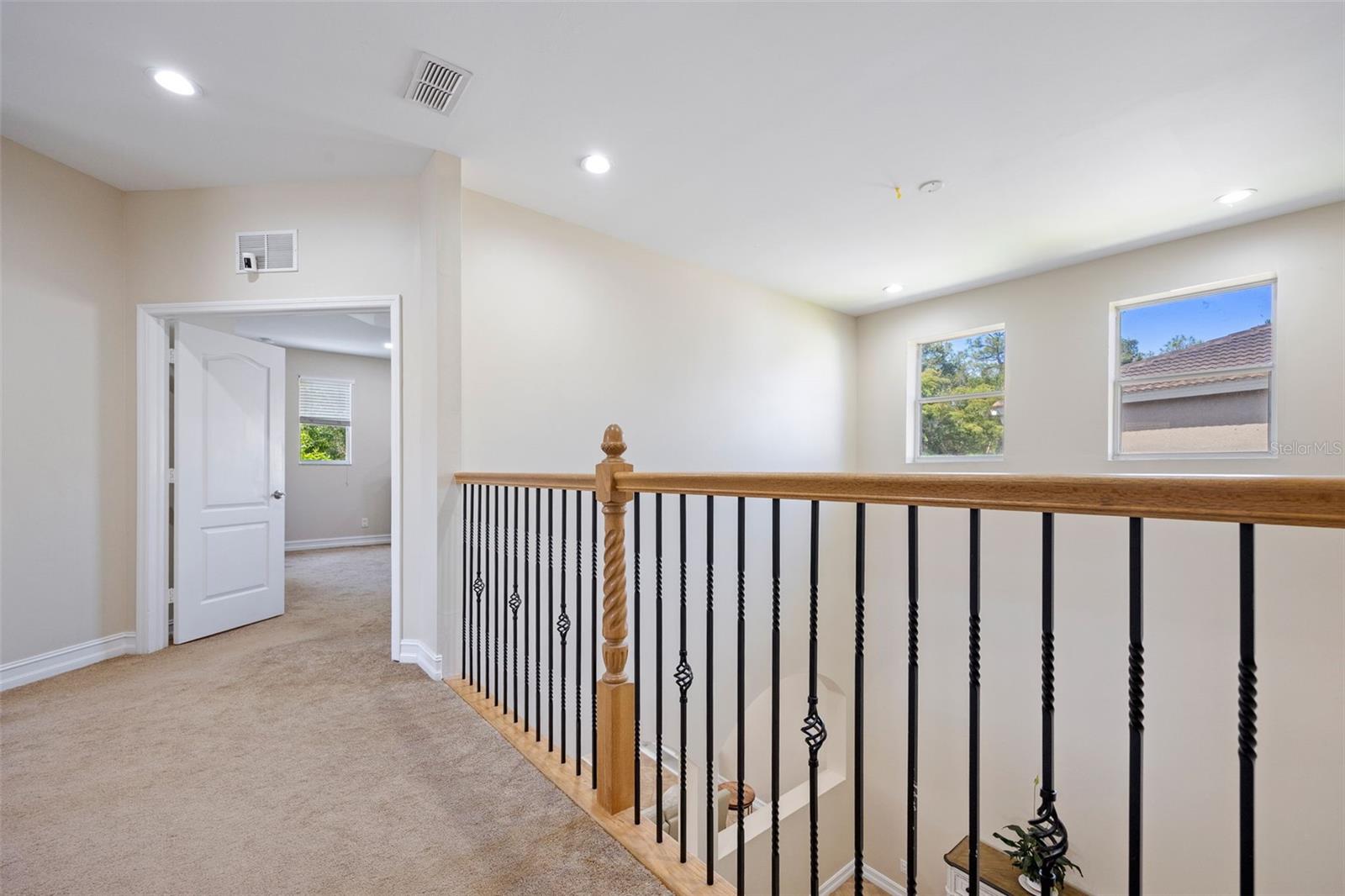 10261 S SILVER PALM DR, ESTERO, FL, 33928