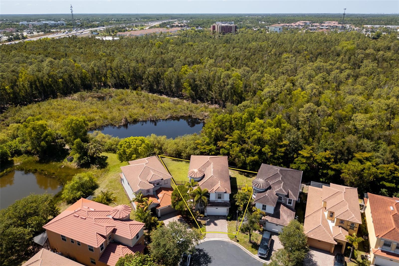 10261 S SILVER PALM DR, ESTERO, FL, 33928