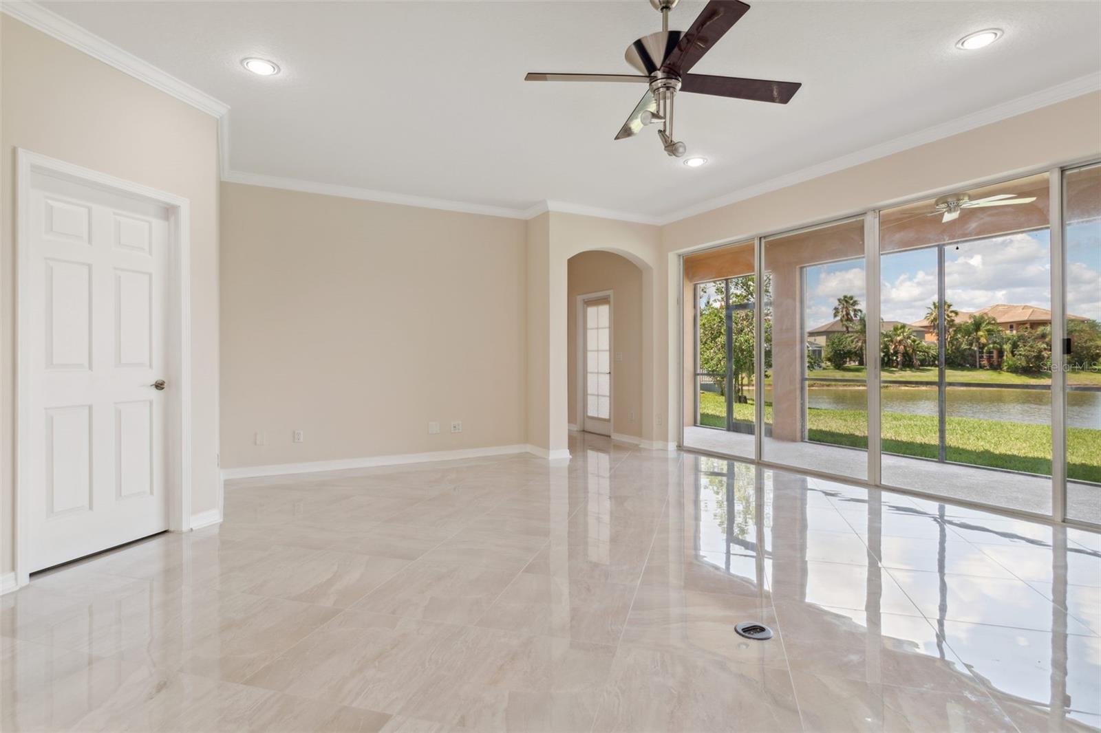 17912 BAHAMA ISLE CIR, TAMPA, FL, 33647