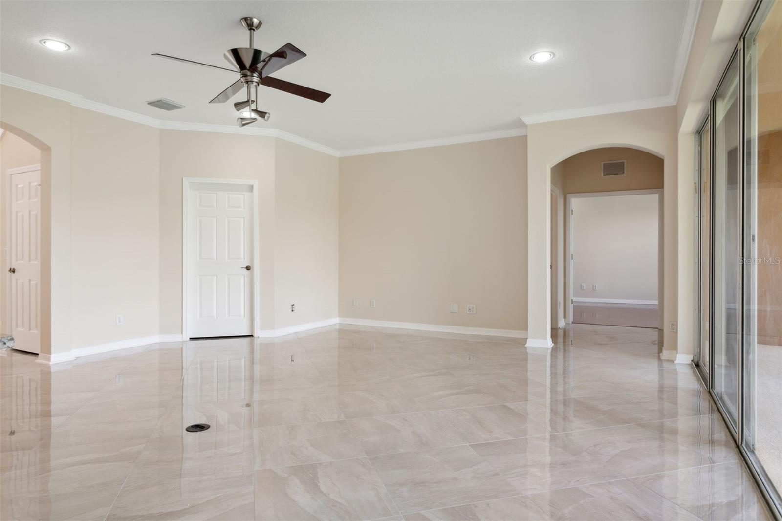 17912 BAHAMA ISLE CIR, TAMPA, FL, 33647