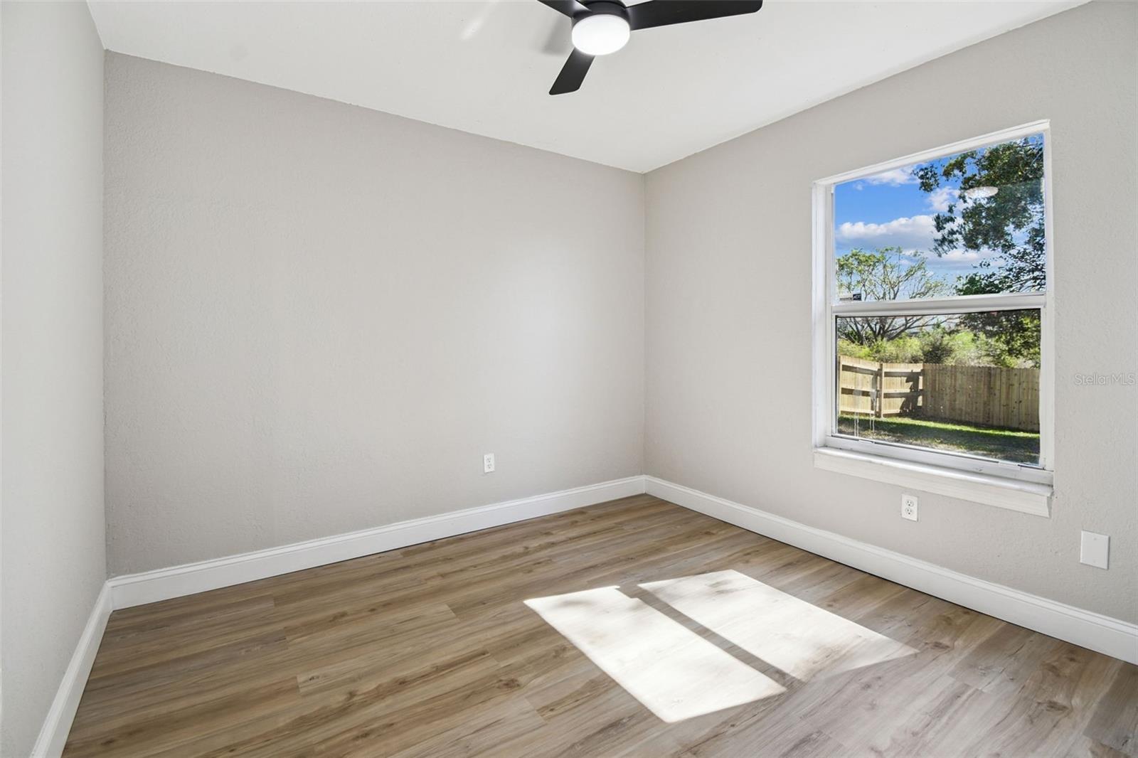 1718 GREEN RIDGE RD, TAMPA, FL, 33619