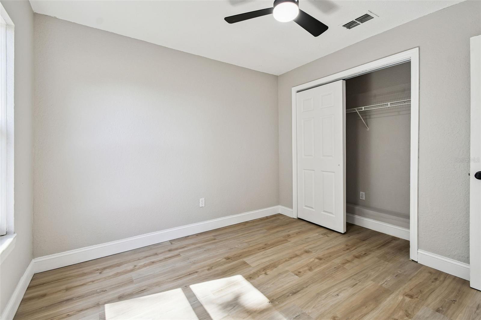 1718 GREEN RIDGE RD, TAMPA, FL, 33619