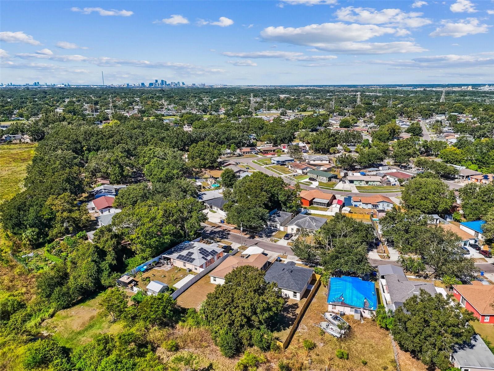 1718 GREEN RIDGE RD, TAMPA, FL, 33619