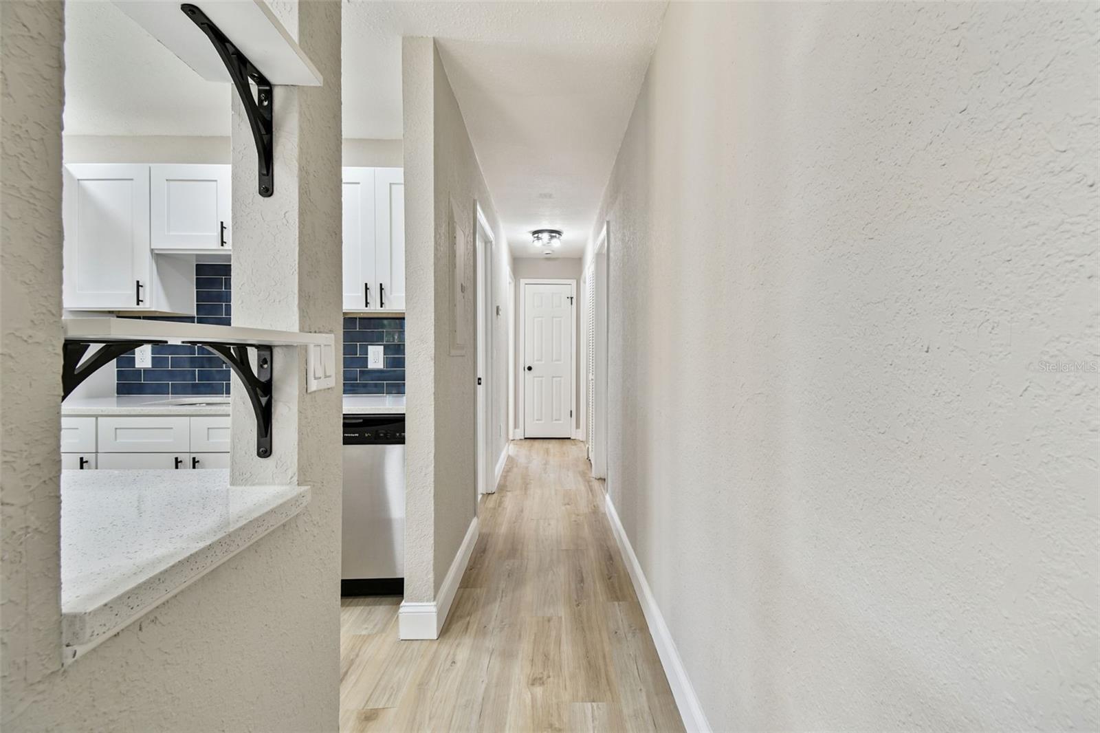 1718 GREEN RIDGE RD, TAMPA, FL, 33619