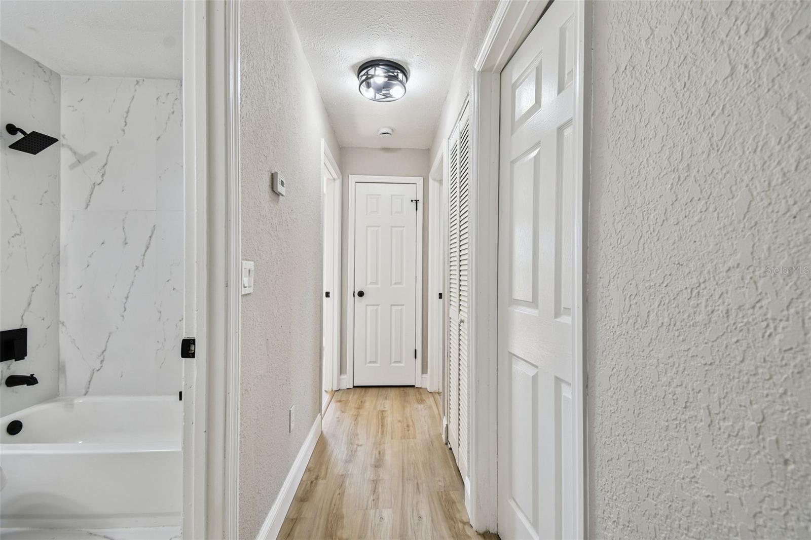 1718 GREEN RIDGE RD, TAMPA, FL, 33619