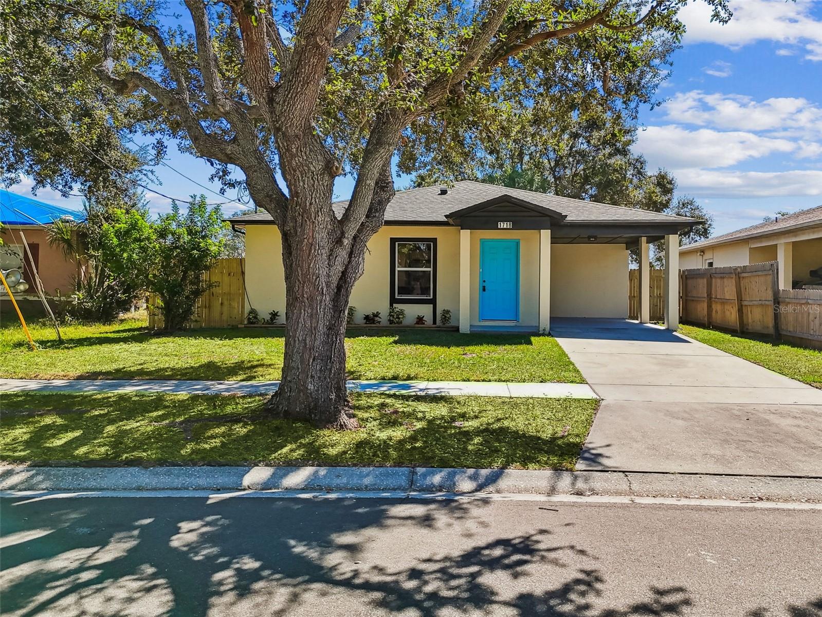 1718 GREEN RIDGE RD, TAMPA, FL, 33619