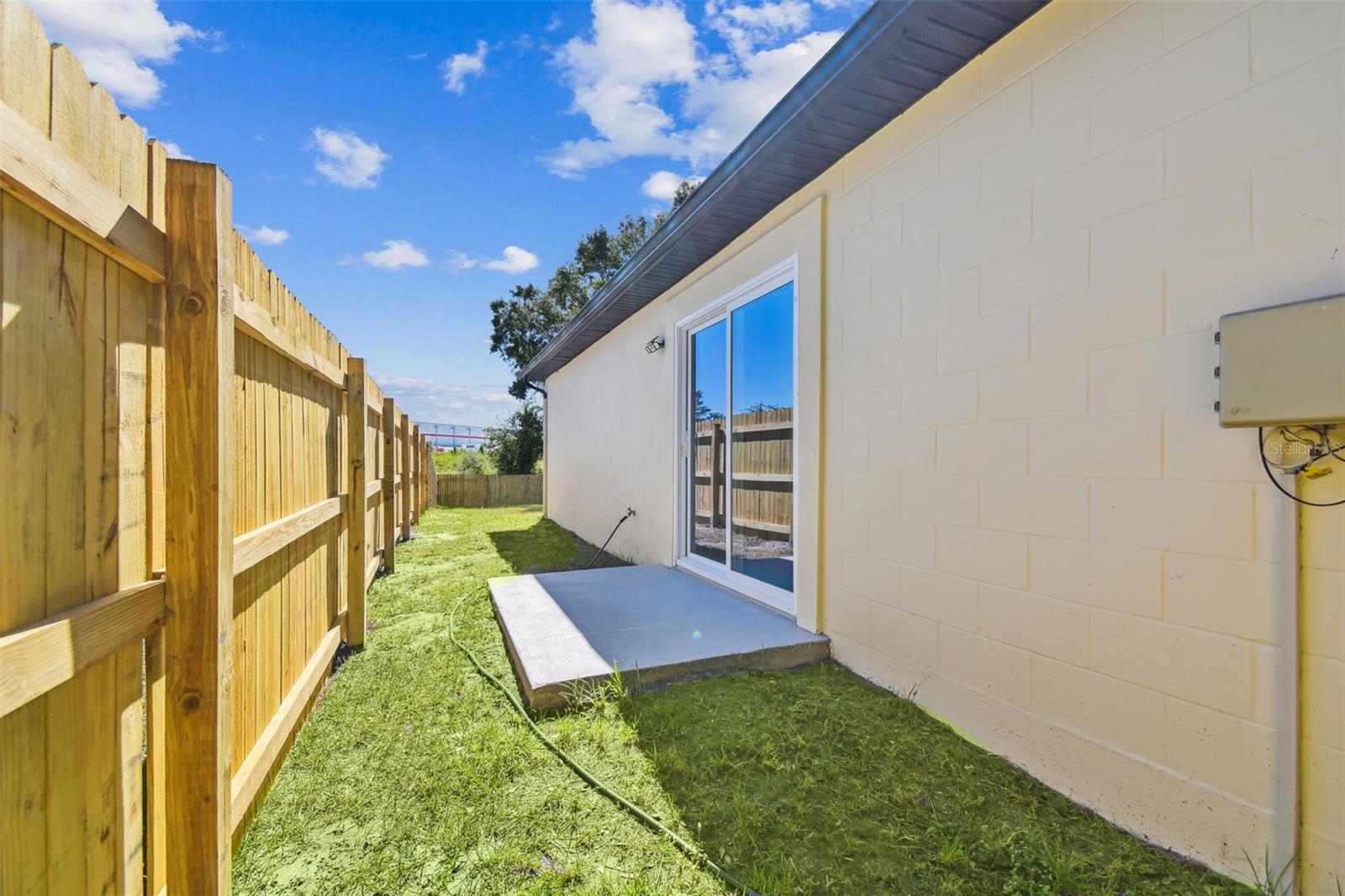 1718 GREEN RIDGE RD, TAMPA, FL, 33619