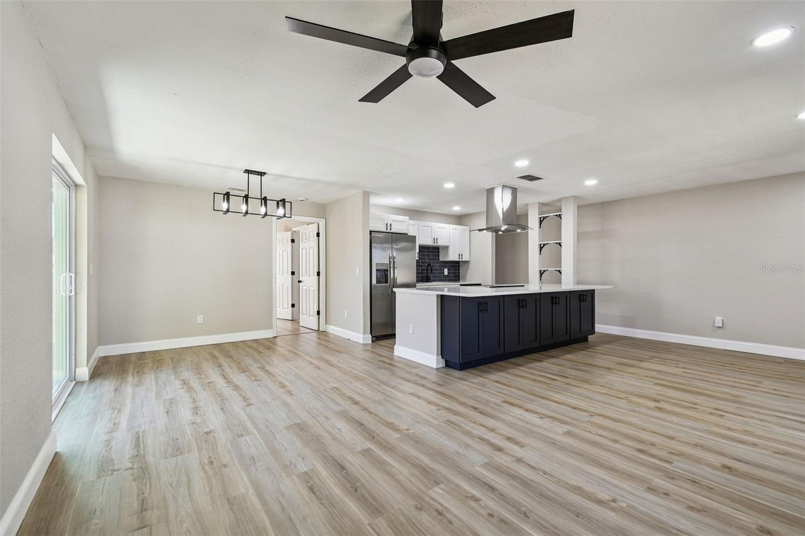 1718 GREEN RIDGE RD, TAMPA, FL, 33619