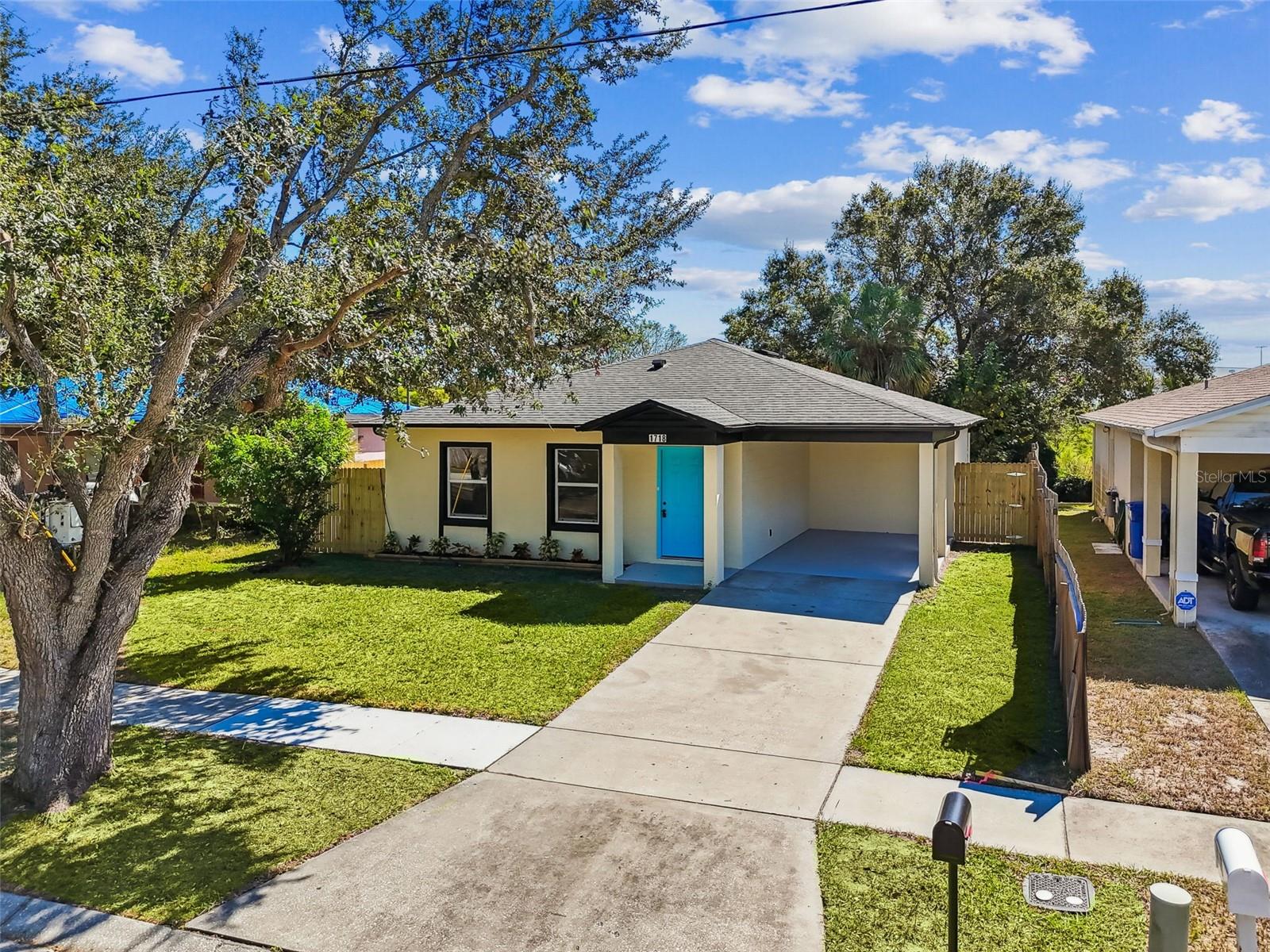 1718 GREEN RIDGE RD, TAMPA, FL, 33619