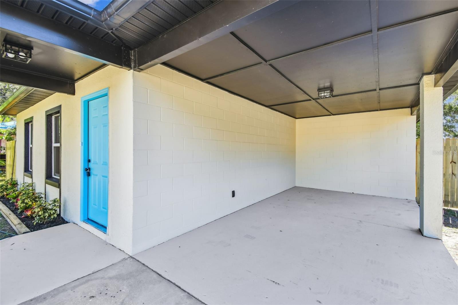 1718 GREEN RIDGE RD, TAMPA, FL, 33619