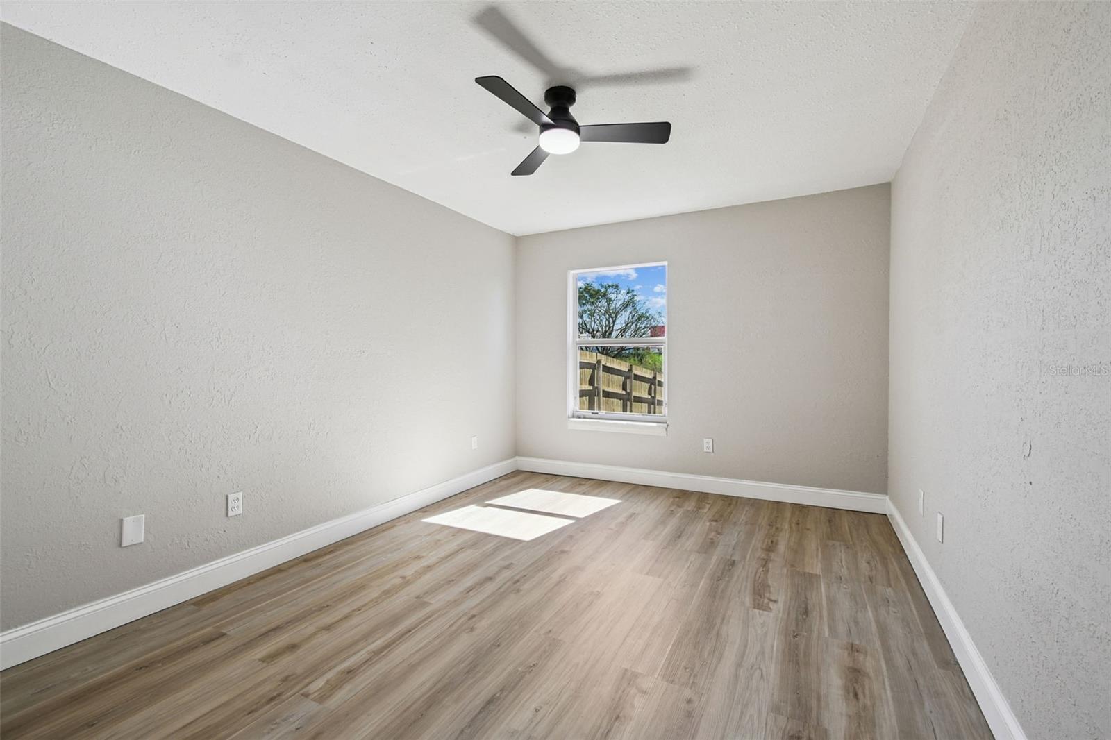 1718 GREEN RIDGE RD, TAMPA, FL, 33619