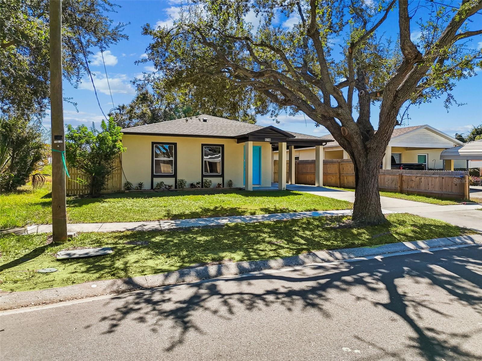 1718 GREEN RIDGE RD, TAMPA, FL, 33619