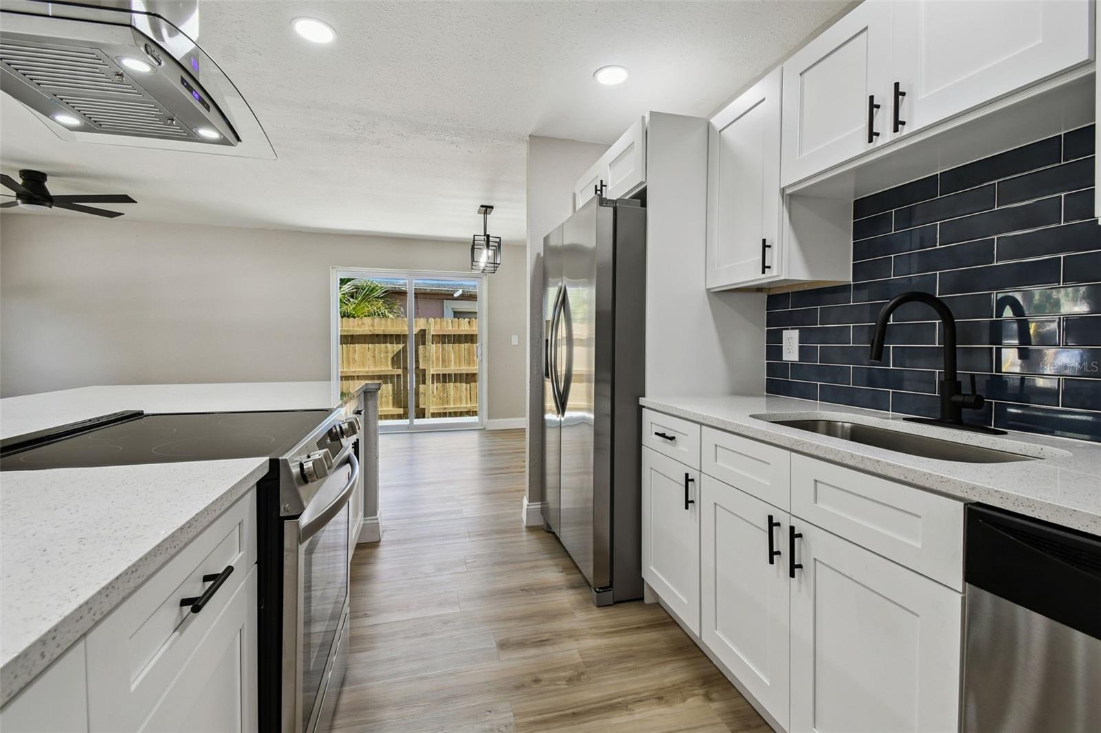 1718 GREEN RIDGE RD, TAMPA, FL, 33619