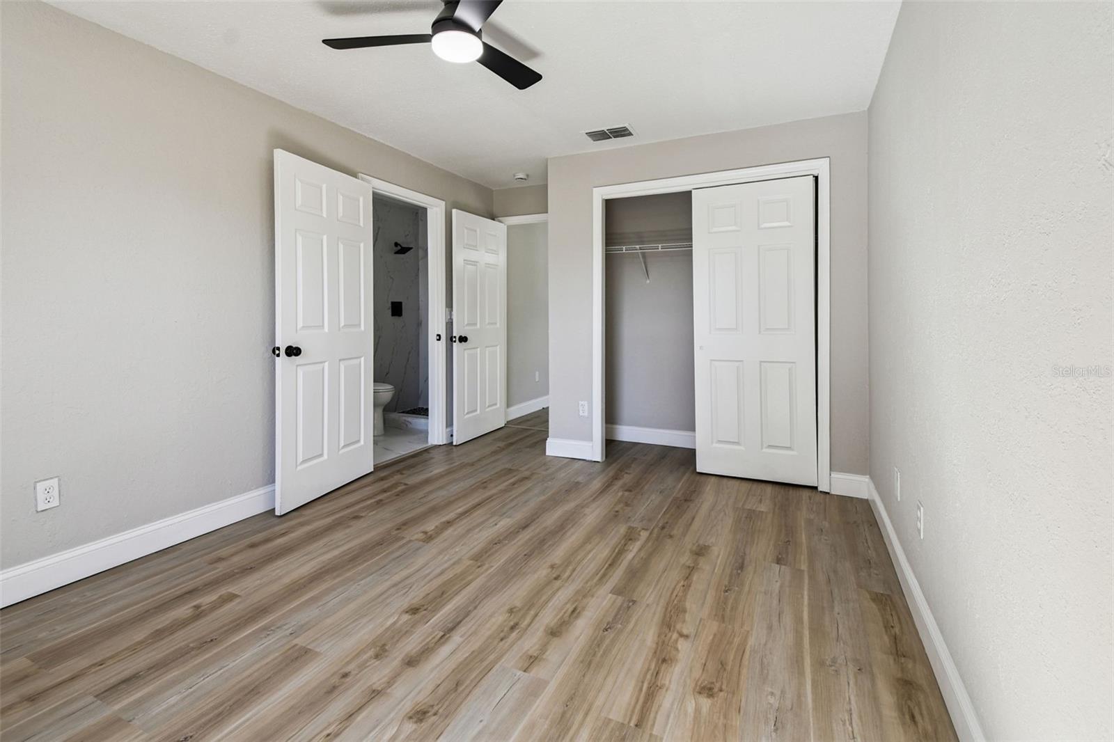 1718 GREEN RIDGE RD, TAMPA, FL, 33619