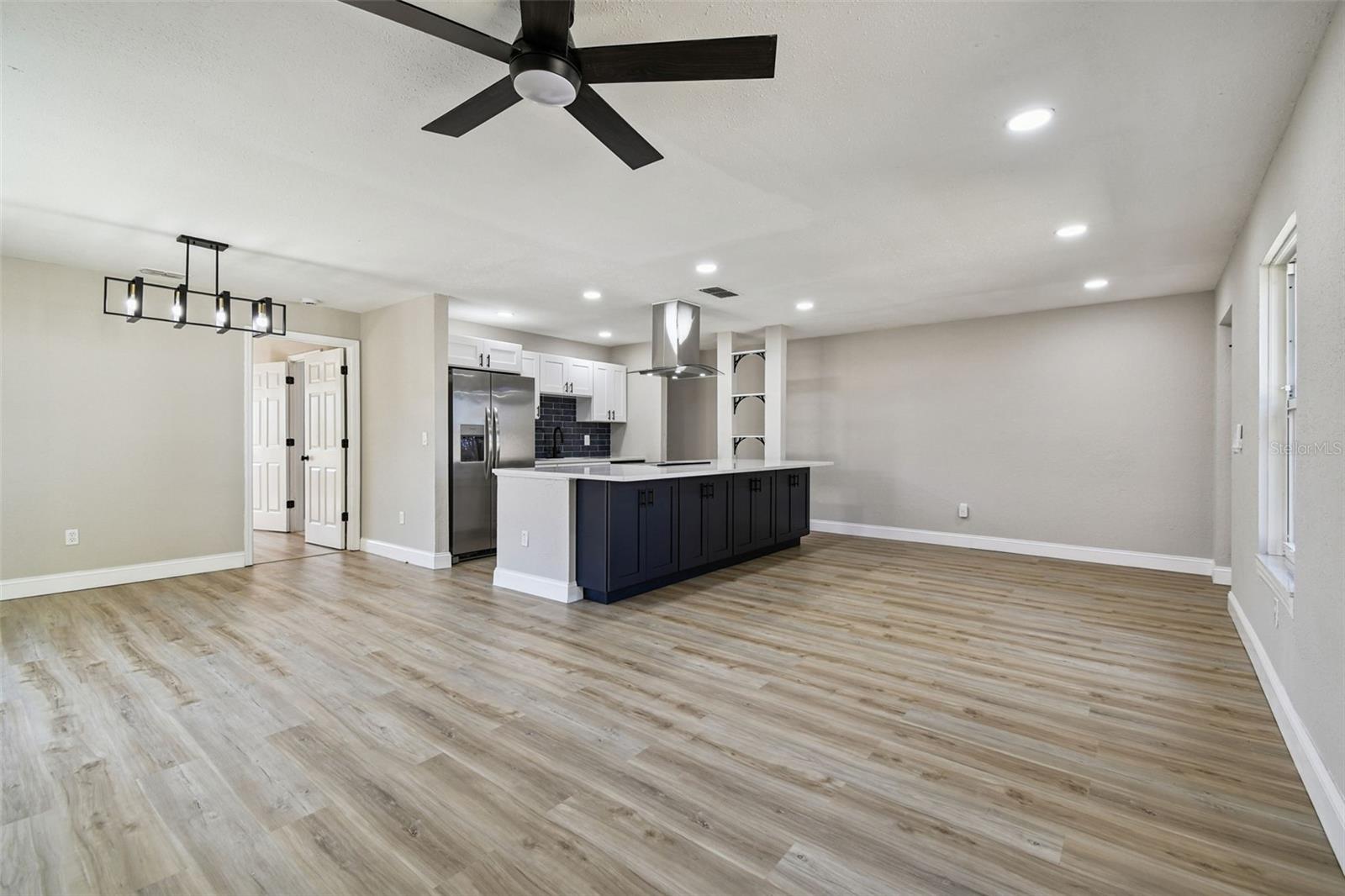 1718 GREEN RIDGE RD, TAMPA, FL, 33619