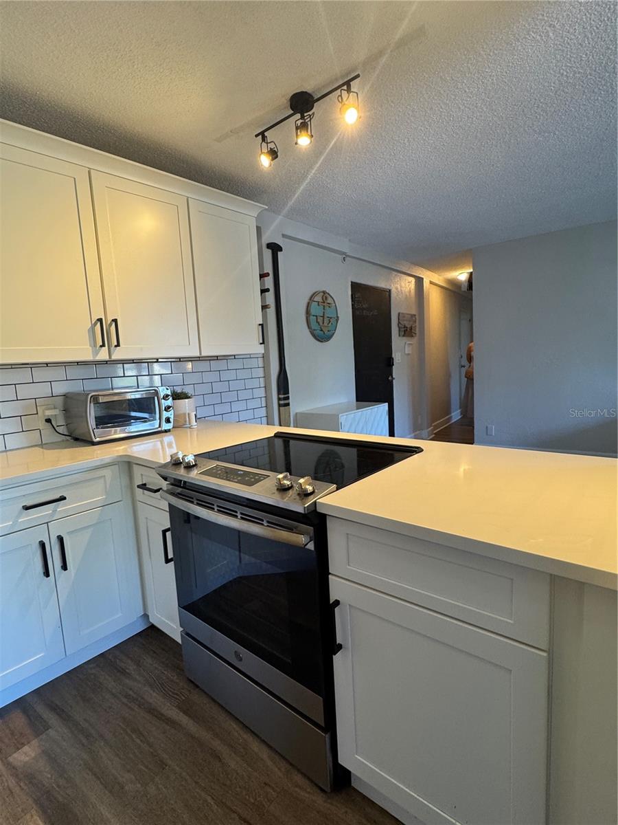 3315 58TH AVE S #201, ST PETERSBURG, FL, 33712