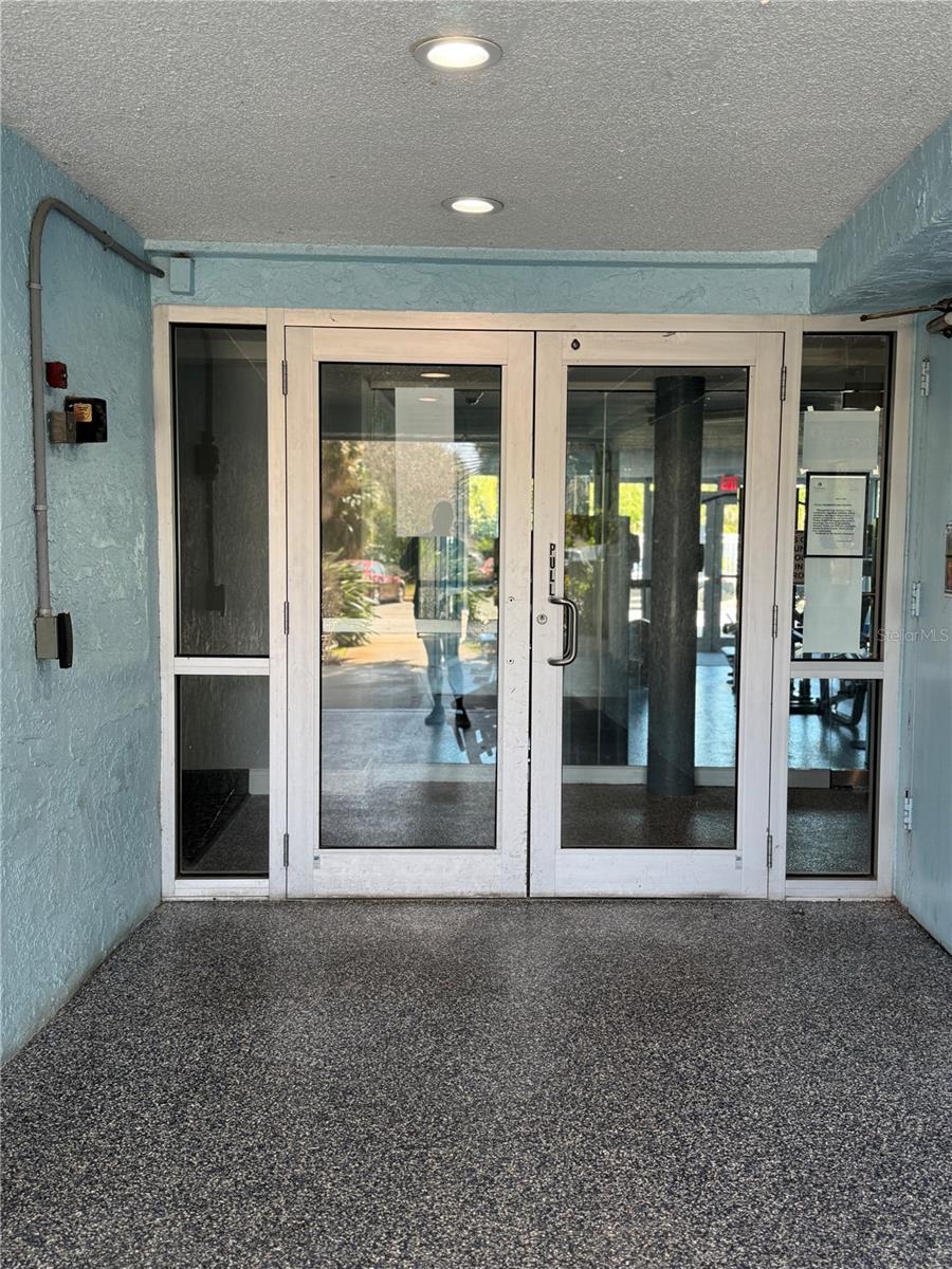 3315 58TH AVE S #201, ST PETERSBURG, FL, 33712