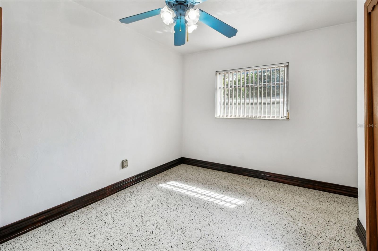 1411 W MEADOWBROOK AVE, TAMPA, FL, 33612