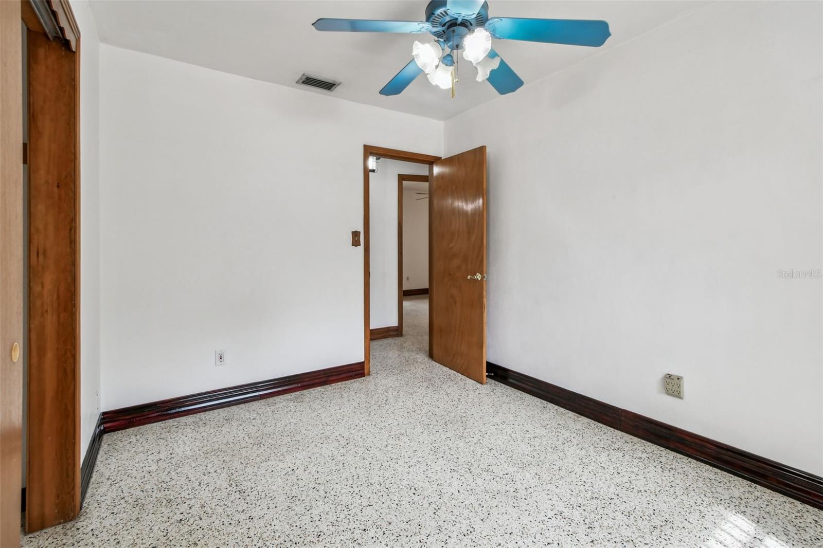 1411 W MEADOWBROOK AVE, TAMPA, FL, 33612