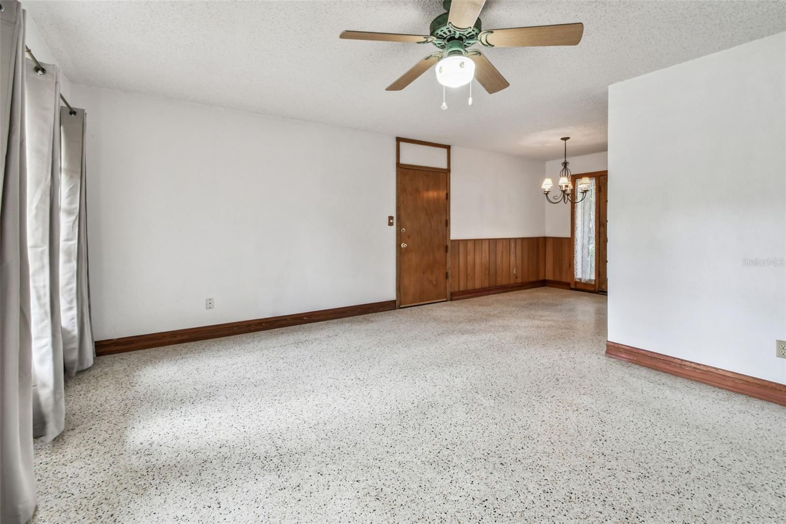 1411 W MEADOWBROOK AVE, TAMPA, FL, 33612