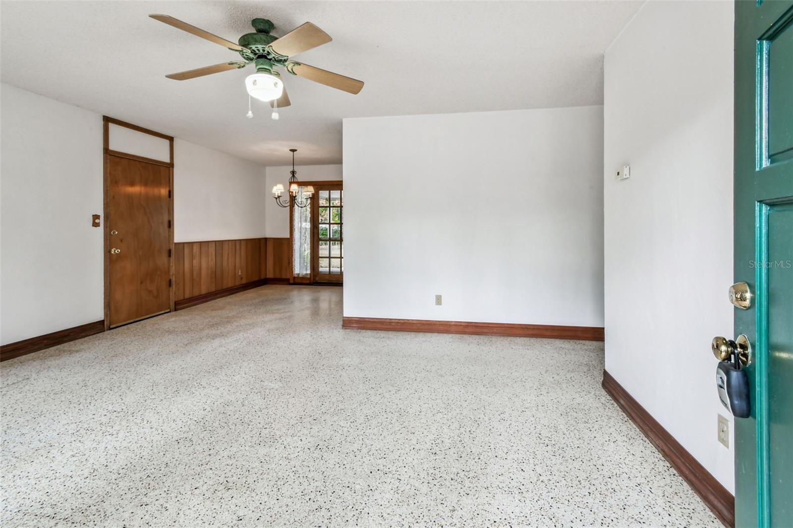 1411 W MEADOWBROOK AVE, TAMPA, FL, 33612