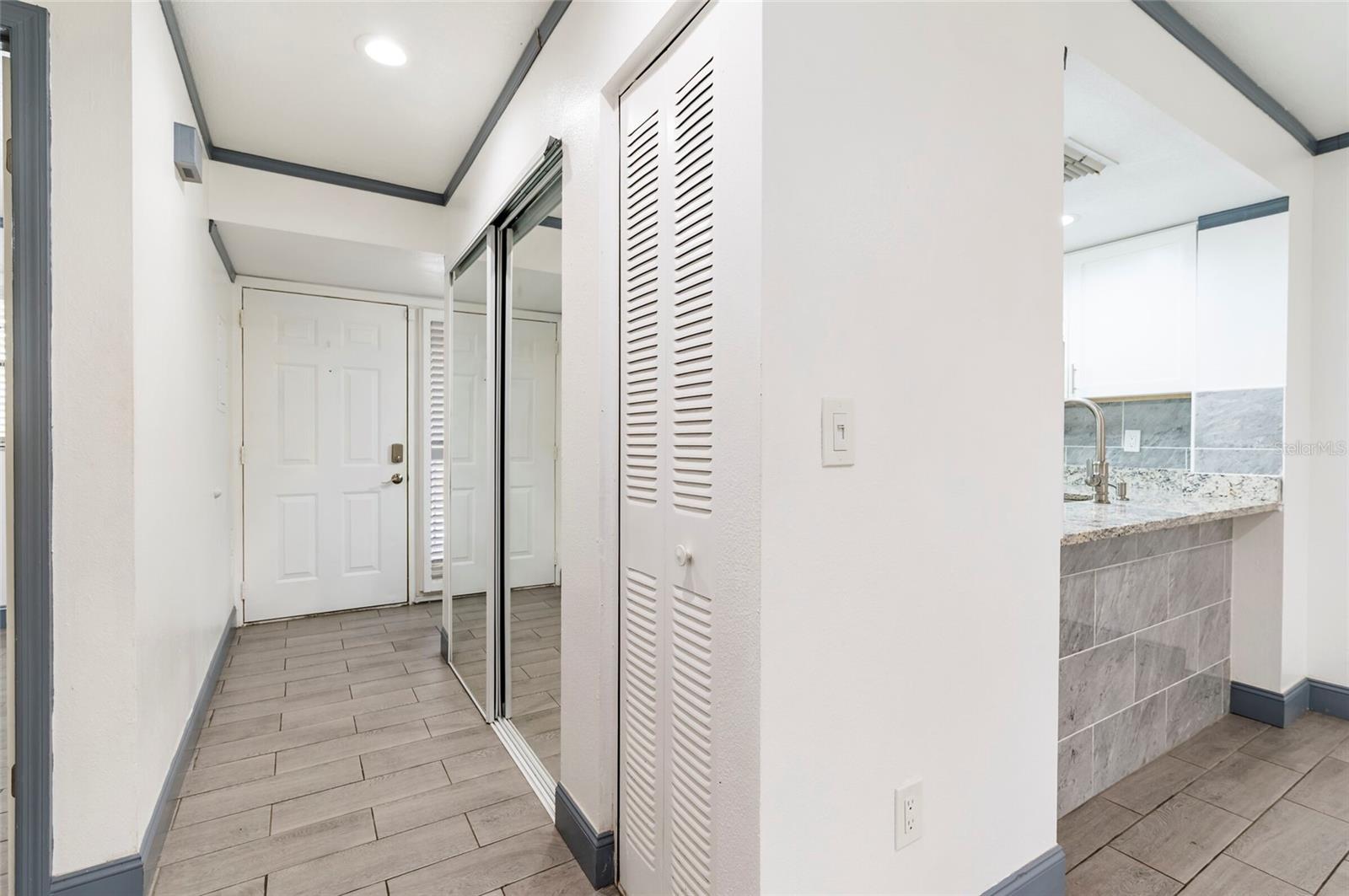 2275 62ND AVE N #5202, ST PETERSBURG, FL, 33702