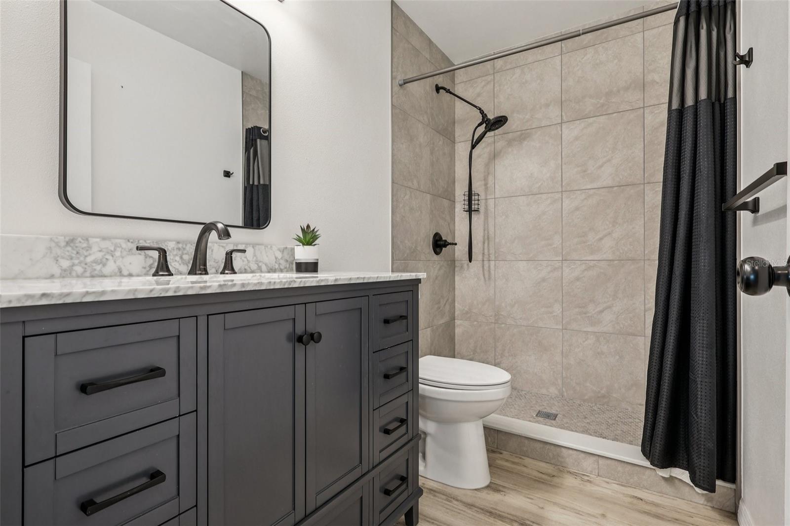 892 HAMPTON DR NE, PALM BAY, FL, 32905