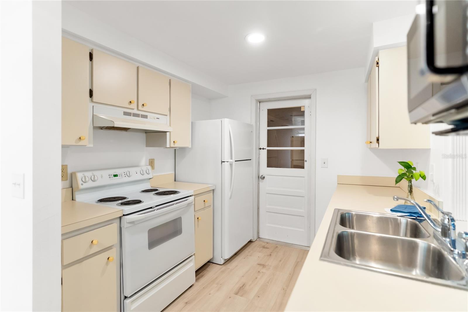 466 SUNNYSIDE DR, VENICE, FL, 34293