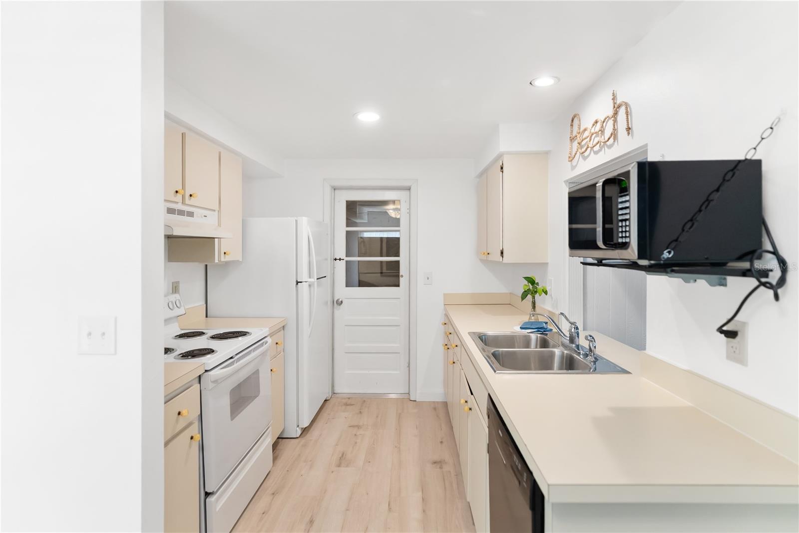 466 SUNNYSIDE DR, VENICE, FL, 34293