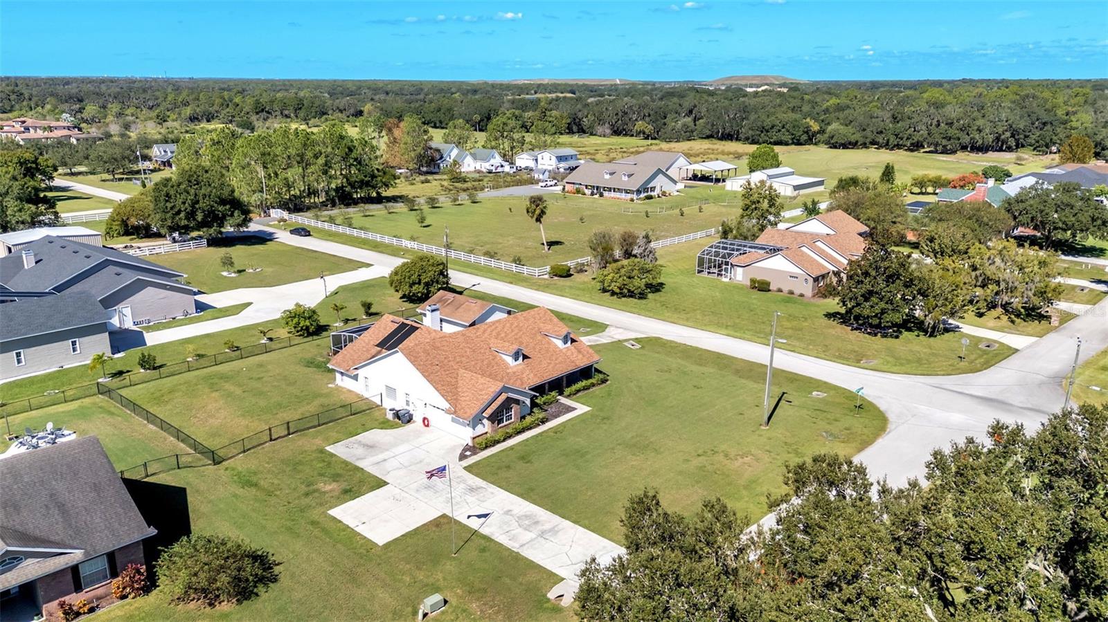 1301 HIDDEN CREEK CT, WINTER HAVEN, FL, 33880