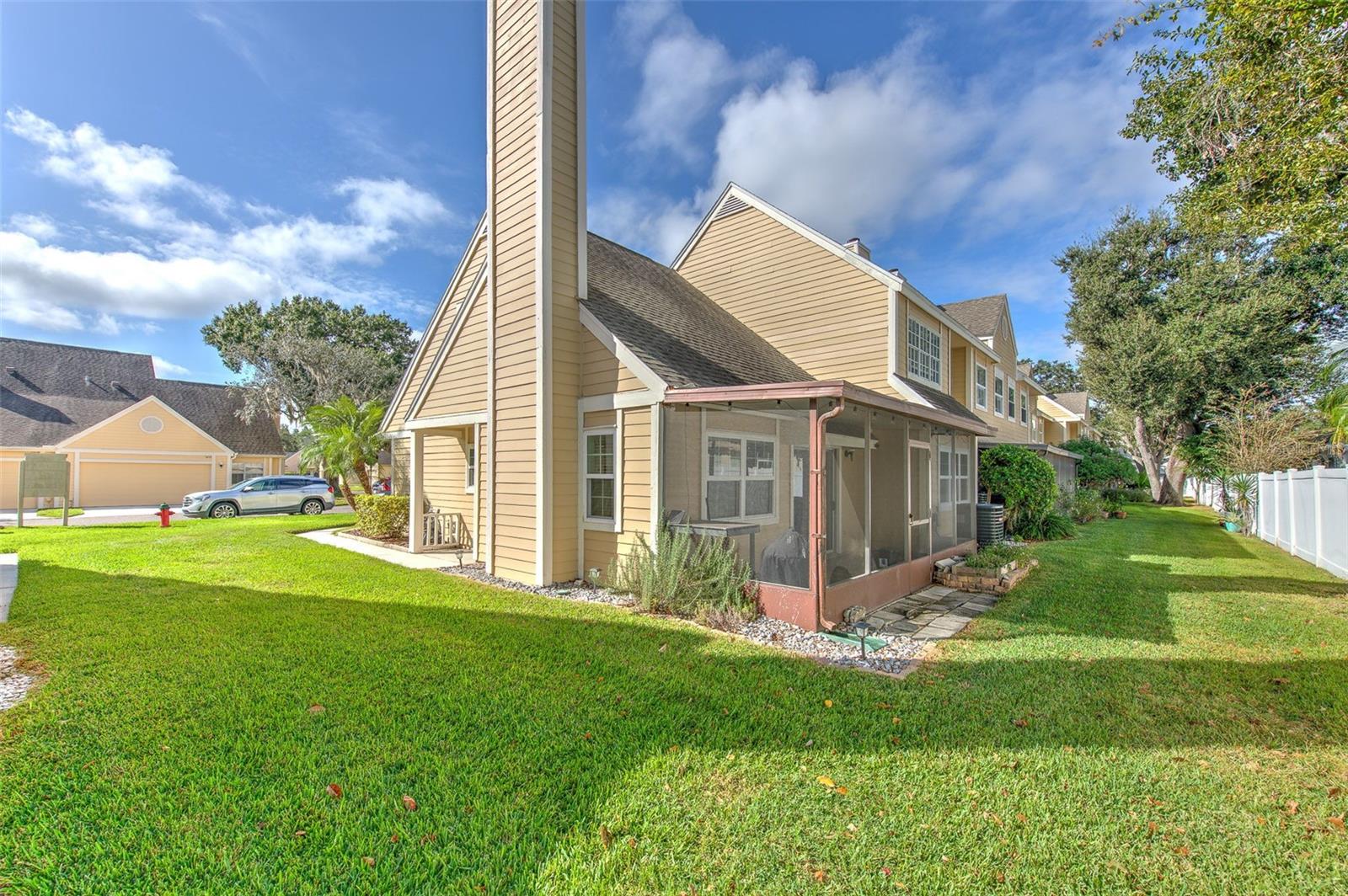 1216 BIG PINE DR #16, VALRICO, FL, 33596