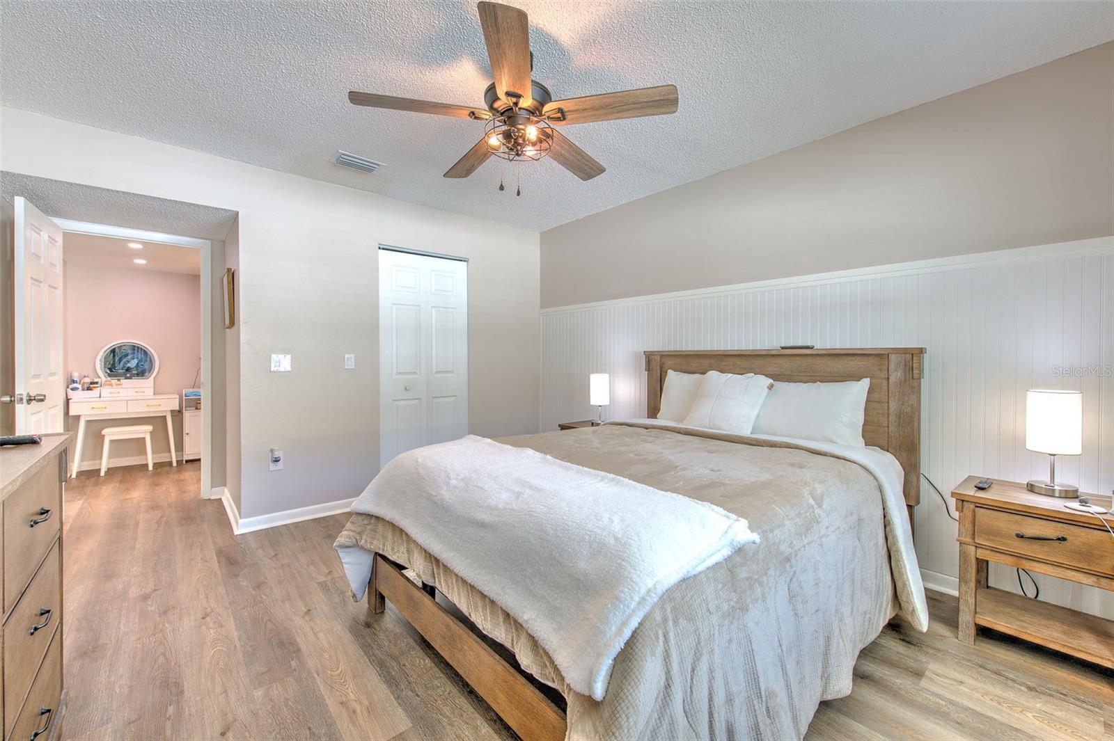 1216 BIG PINE DR #16, VALRICO, FL, 33596