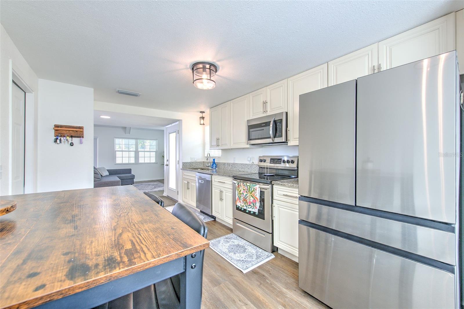 1216 BIG PINE DR #16, VALRICO, FL, 33596