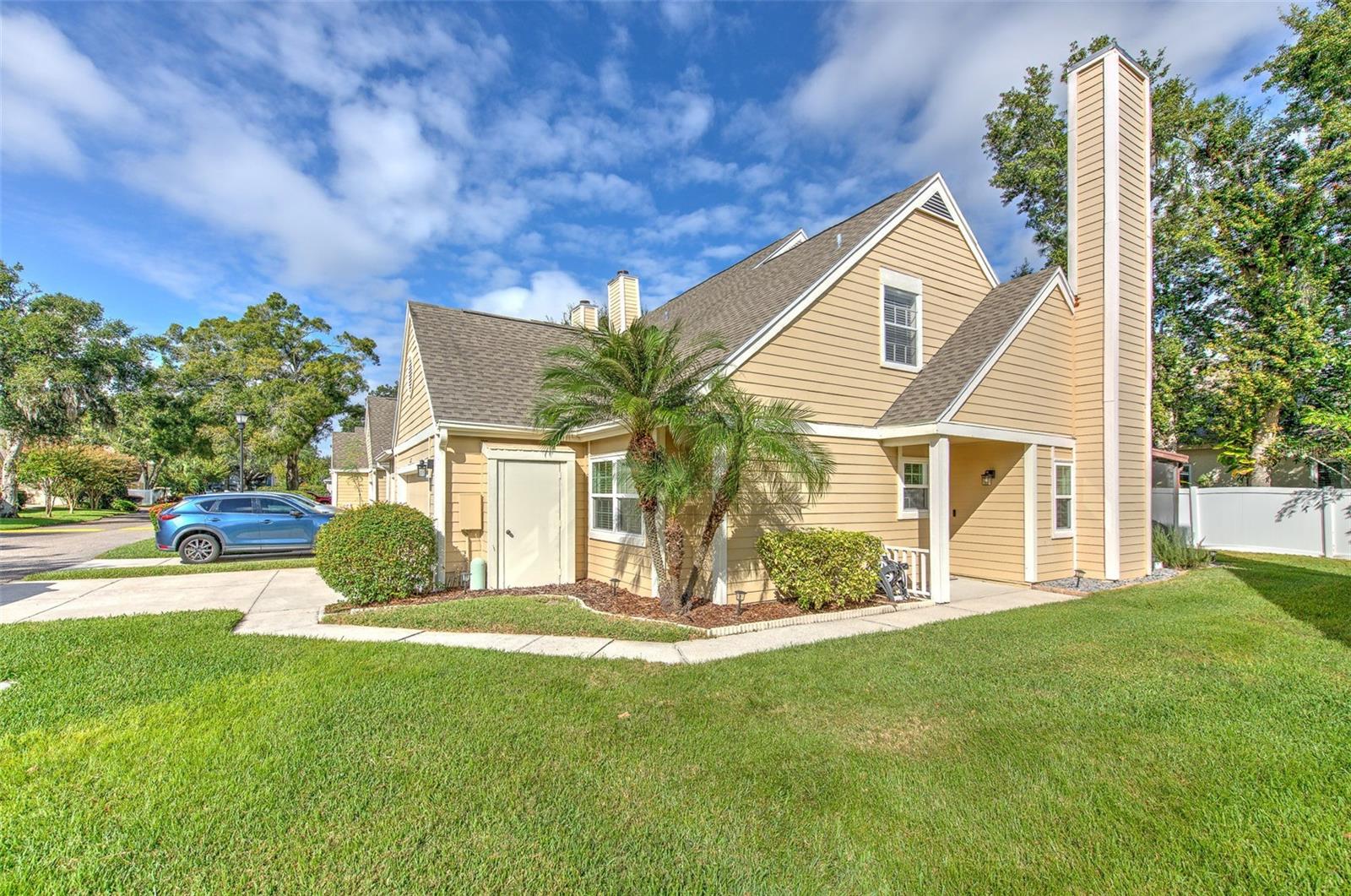 1216 BIG PINE DR #16, VALRICO, FL, 33596