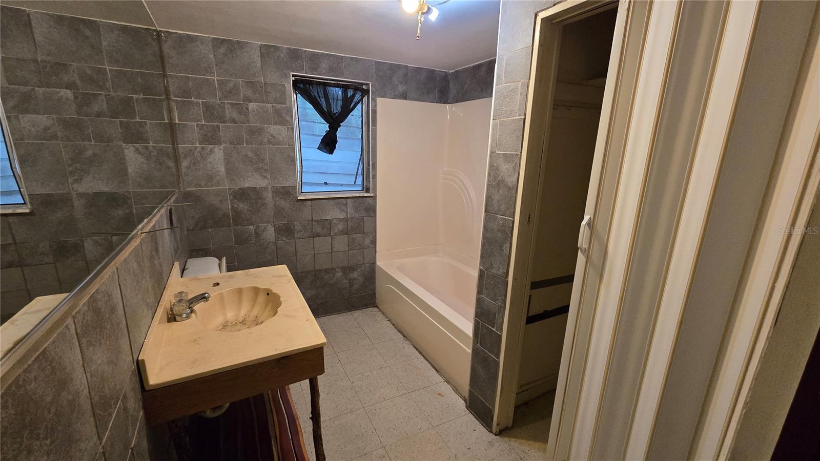 18426 POWELL RD, BROOKSVILLE, FL, 34604