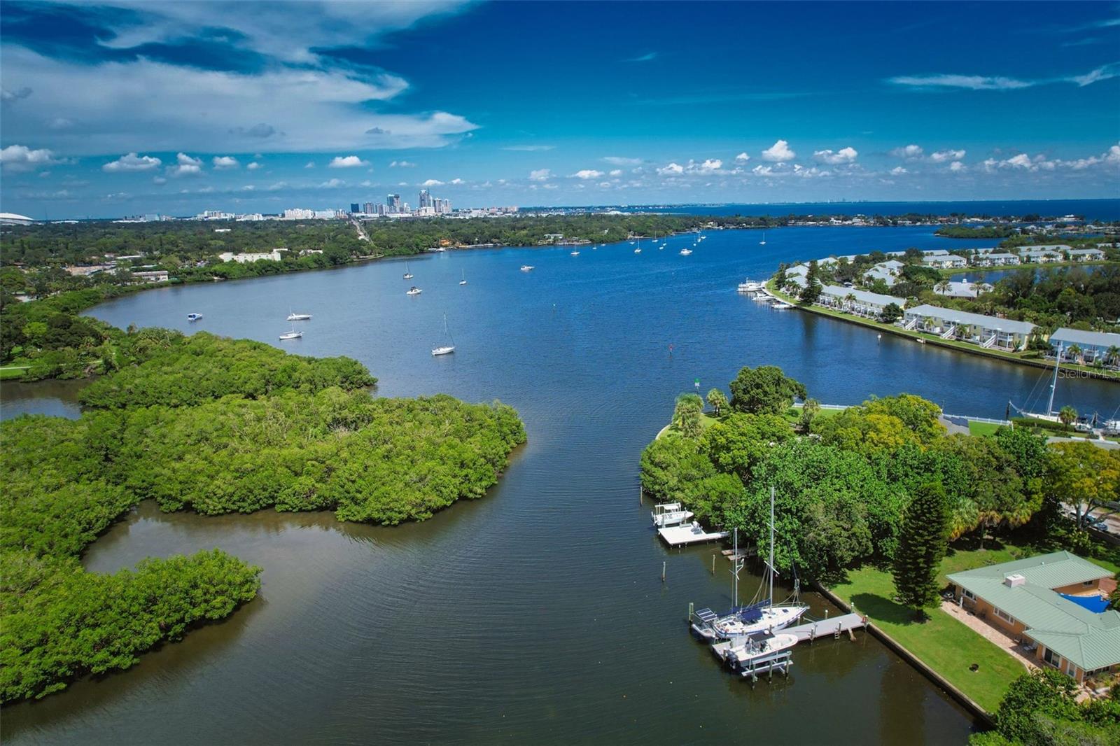 418 39TH AVE S, ST PETERSBURG, FL, 33705