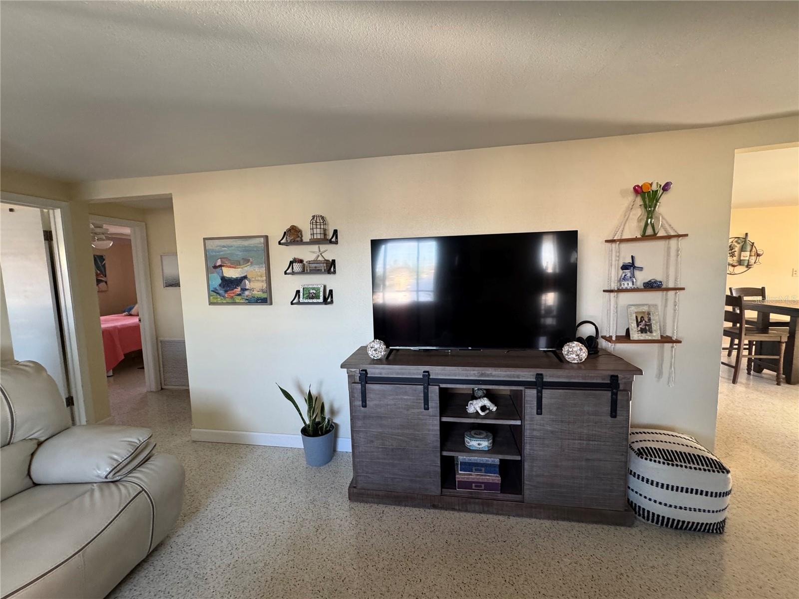 4940 PICTURE AVE, HOLIDAY, FL, 34690