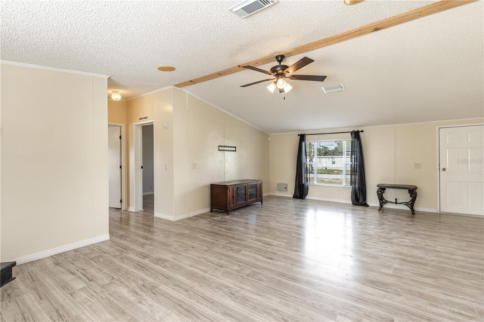 10902 WESTMONT RD, LEESBURG, FL, 34788