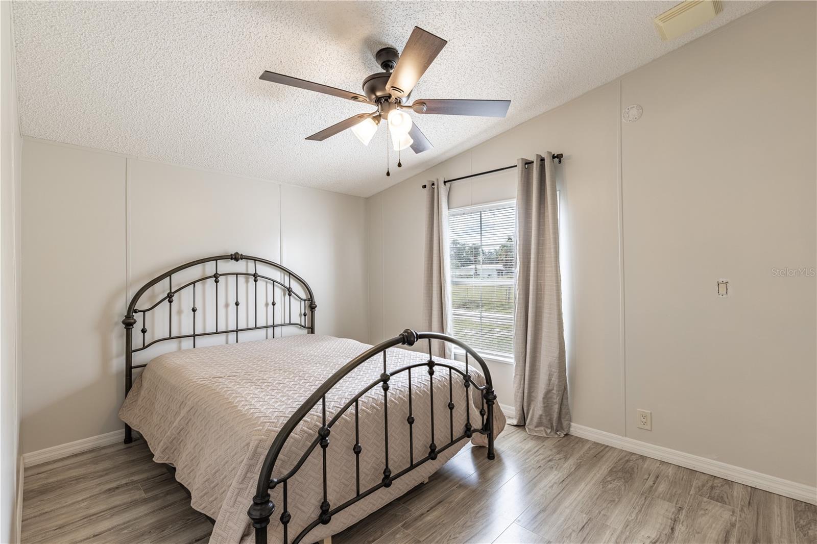 10902 WESTMONT RD, LEESBURG, FL, 34788