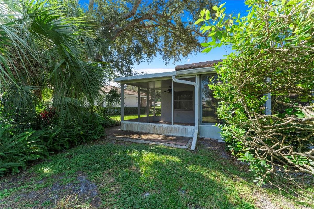 5621 GARDEN LAKES DR #1, BRADENTON, FL, 34203