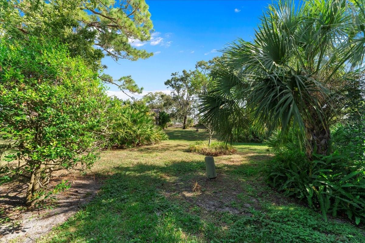 5621 GARDEN LAKES DR #1, BRADENTON, FL, 34203