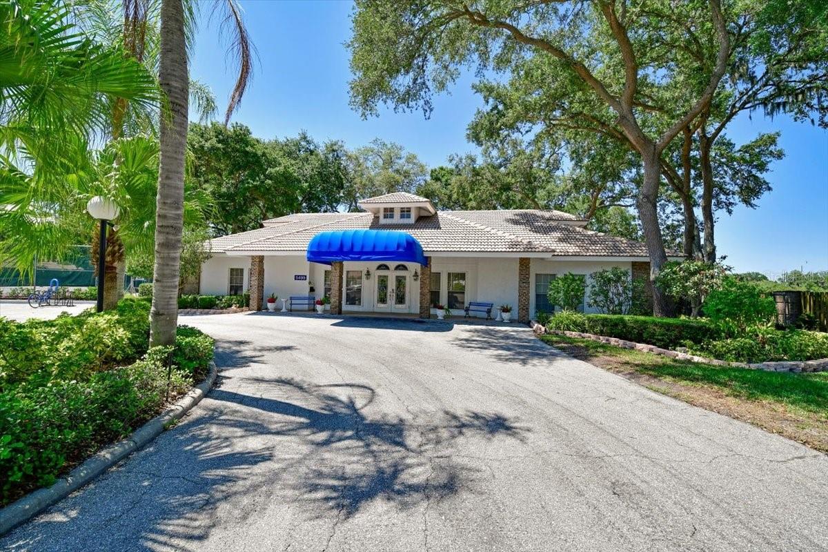 5621 GARDEN LAKES DR #1, BRADENTON, FL, 34203