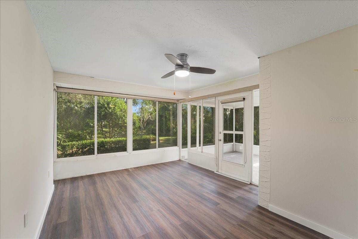 5621 GARDEN LAKES DR #1, BRADENTON, FL, 34203