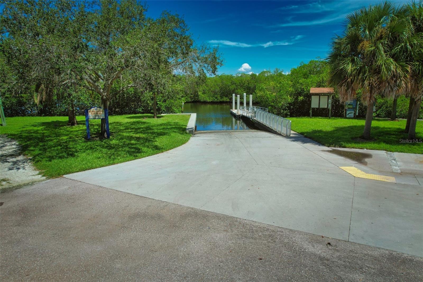 430 39TH AVE S, ST PETERSBURG, FL, 33705