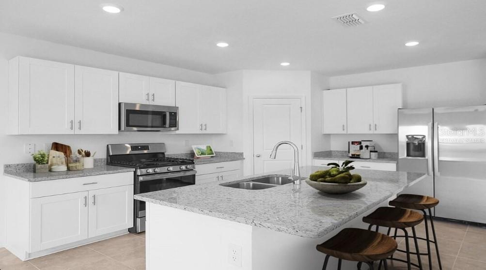 7451 SANDSTONE DR, GROVELAND, FL, 34736