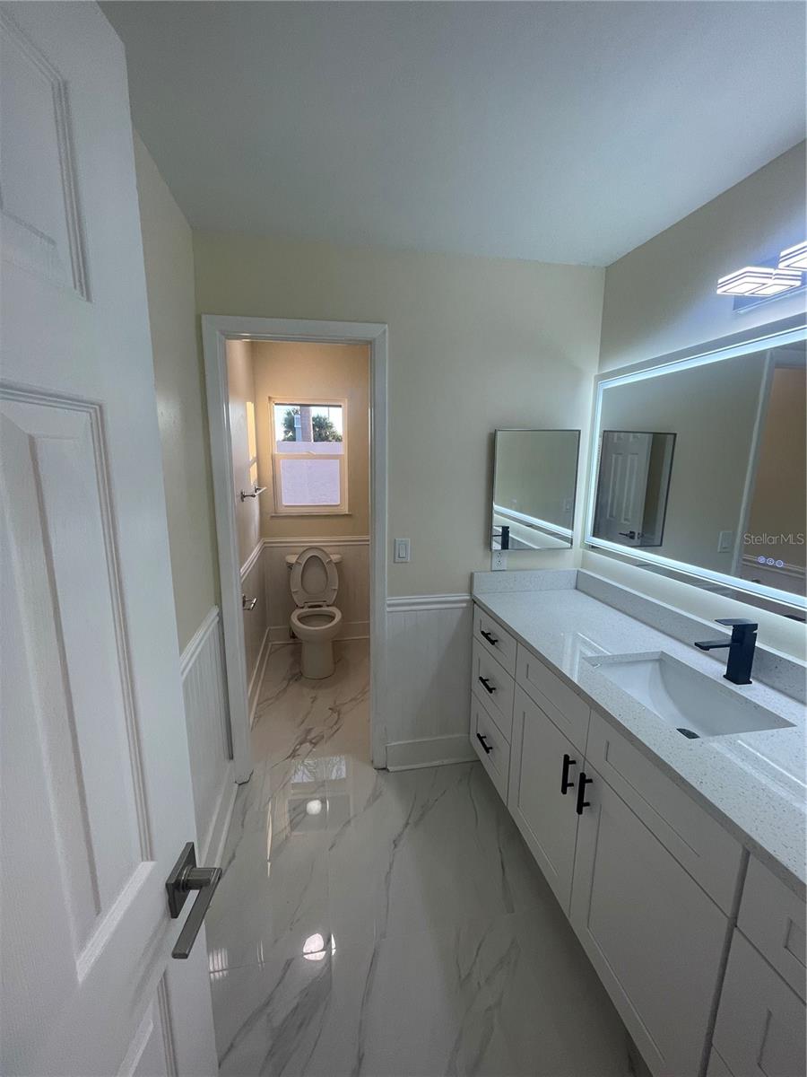 10813 VENICE CIR, TAMPA, FL, 33635