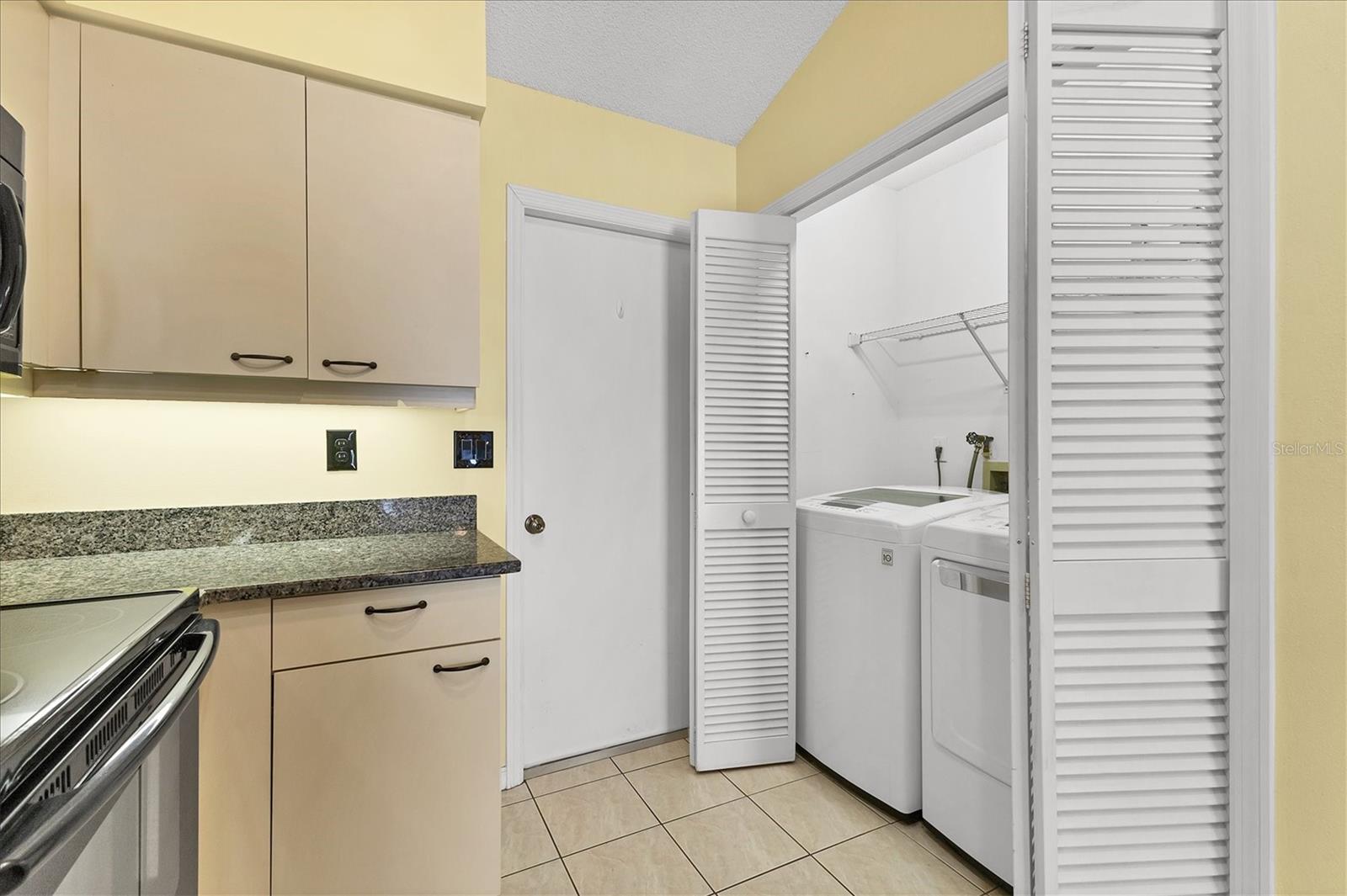 5459 KELLY DR #24, SARASOTA, FL, 34233