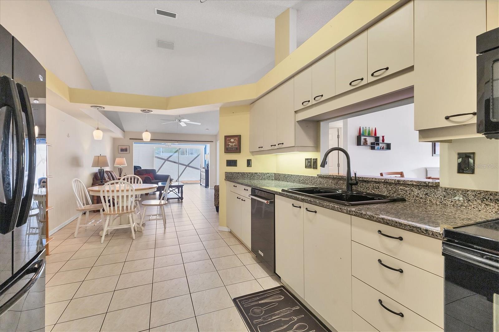 5459 KELLY DR #24, SARASOTA, FL, 34233